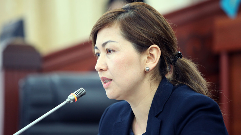 Депутат М.Мавлянова спросила главу НБКР, почему в КР высокие ставки по кредитам, но отказалась от ответа — Tazabek