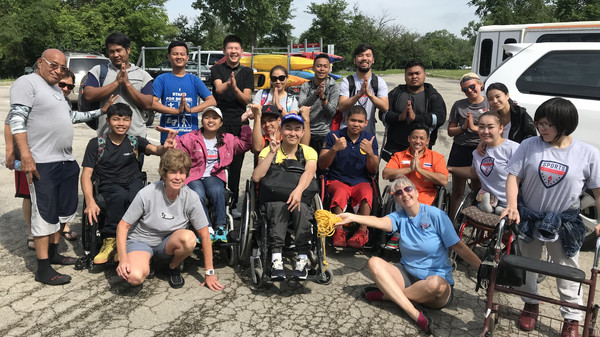 Фото — Школьники с инвалидностью из Кыргызстана приняли участие в турнире по баскетболу на колесах в США