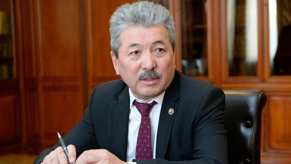 Какую зарплату получает министр Адылбек Касымалиев? — Tazabek