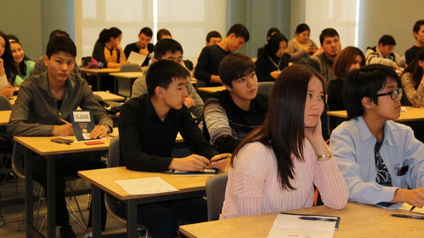 Кыргызстандын ЖОЖдорунда 162 миң 200 студент билим алат