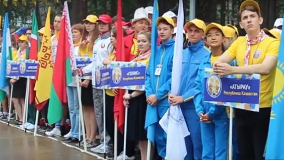 Старшеклассники из Бишкека принимают участие во Всероссийской олимпиаде юных геологов