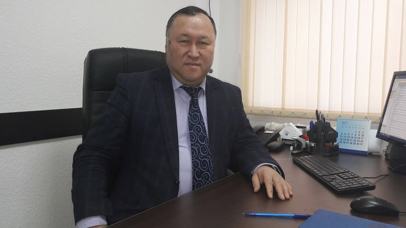 Депутат главе ГИК: Как учитель будет платить 20 тыс. сомов по госипотечному кредиту? — Tazabek