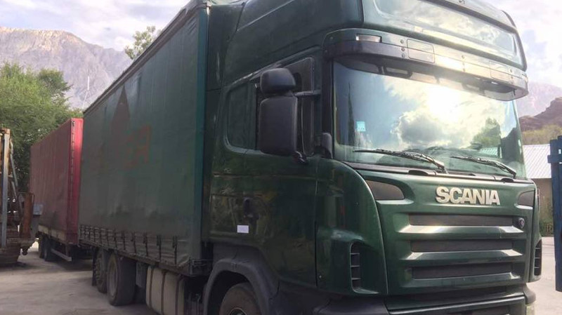 ГСБЭП выявила очередной факт контрабандного ввоза грузовой автомашины Scania R420 с суммой ущерба в 1,2 млн сомов — Tazabek