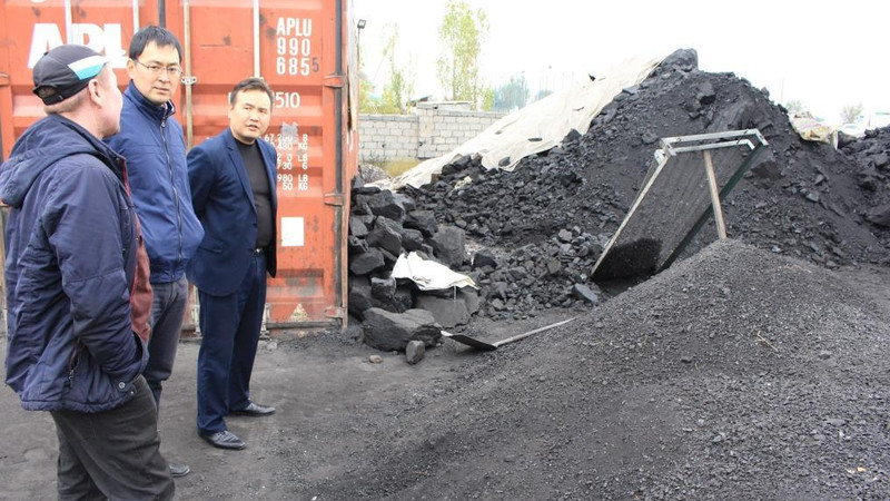 В Бишкеке открыты стационарные точки по продаже угля и угольные базы (адреса) — Tazabek
