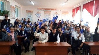 Школьникам в Аламединском районе рассказали об их основных правах (фото)