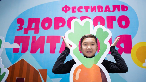 Фото – В Бишкек прошел Фестиваль здорового питания. В нем приняли участие 500 школьников и их родителей