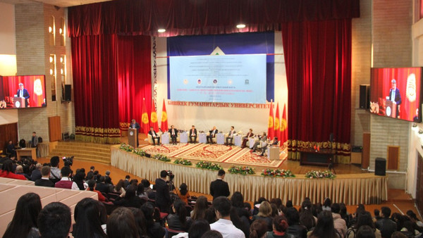 Сколько иностранных студентов обучаются в Кыргызстане?