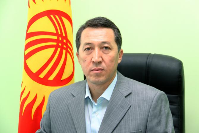 Депутат М.Мадеминов предложил не ограничиваться во внешних займах для программ освоения новых земель — Tazabek