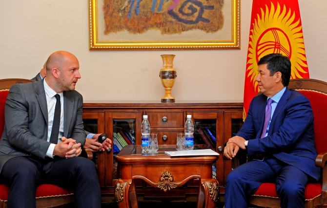 Кыргызстан и Польша обсудили расширение торгово-экономических отношений — Tazabek