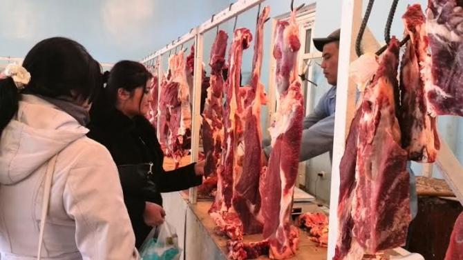 В августе на рынках Бишкека 1 кг мяса стоил 275-345 сомов, - Минсельхоз — Tazabek