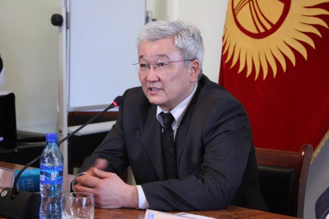 Мэр Бишкека назвал кризисной ситуацию с бюджетом столицы в 2014 году — Tazabek