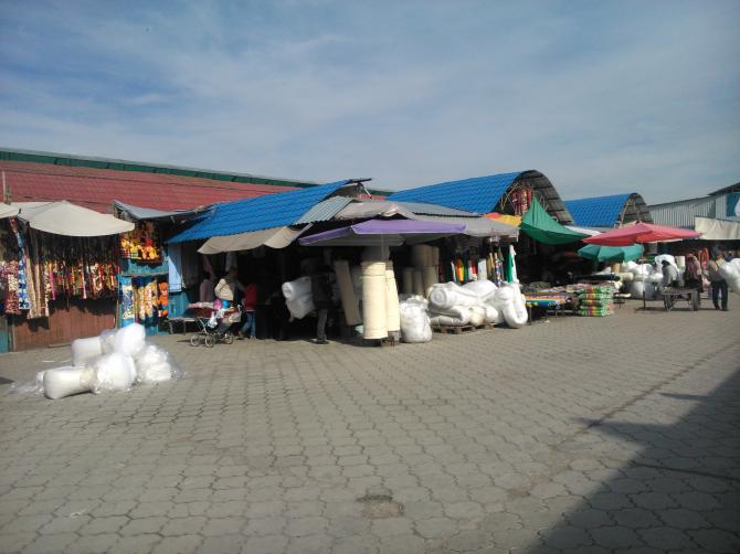 Продавцы рынка «Мадина»:  С мая мы сидим практически без работы (фото) — Tazabek