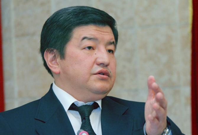 В Жогорку Кенеше потребовали от правительства представить антикризисную программу — Tazabek