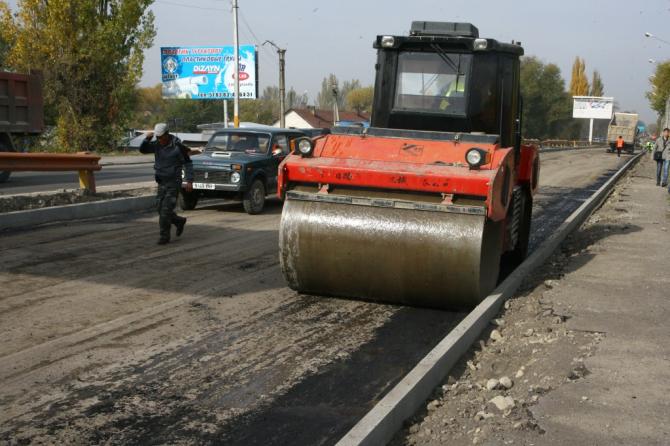 В апреле-мае 2016 года начнется укладка асфальта на автодороге Бишкек—аэропорт «Манас» — Tazabek