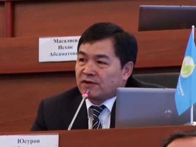 Депутат А.Юсуров считает, что правительство не уделяет должного внимания туристической отрасли — Tazabek